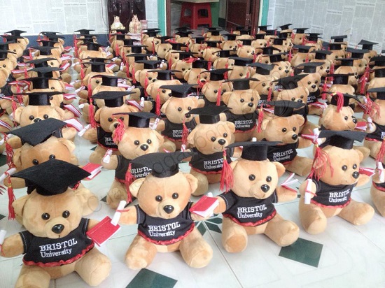 Cách chọn nhà cung cấp dịch vụ nhận làm gấu bông giá xưởng